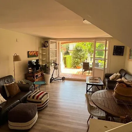 Adosado Con Piscina 4 Habitaciones, 8 Huespedes Сasa de vacaciones