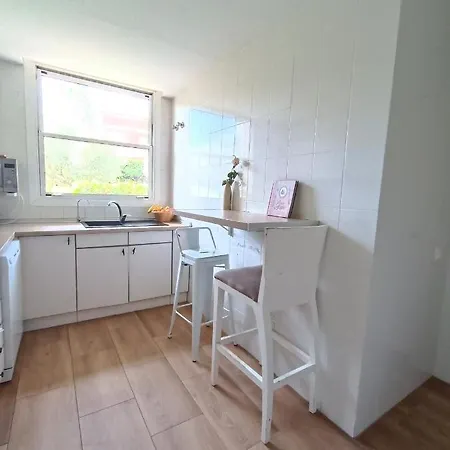 Adosado Con Piscina 4 Habitaciones, 8 Huespedes Сasa de vacaciones